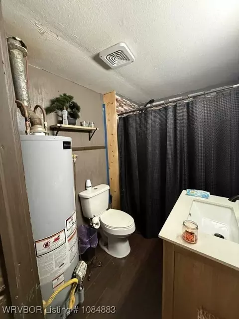Bath - 27982 Highline Rd, Bokoshe, OK 74930 photo 1 of 1