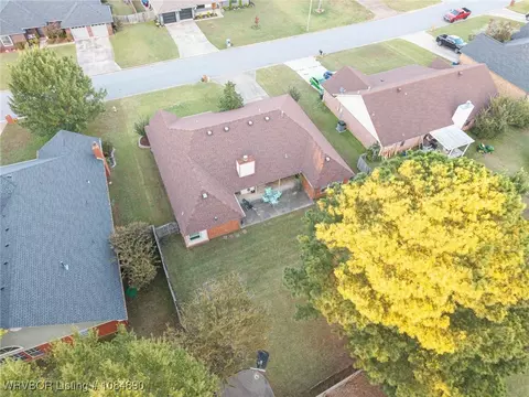 View/Area - 8708 Skypark Dr, Fort Smith, AR 72903 photo 3 of 4