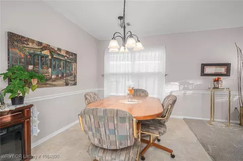 Dining - 8708 Skypark Dr, Fort Smith, AR 72903 photo 3 of 4