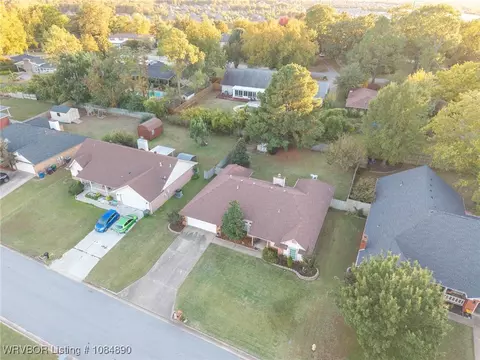View/Area - 8708 Skypark Dr, Fort Smith, AR 72903 photo 2 of 4