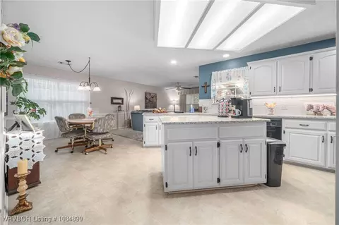 Kitchen - 8708 Skypark Dr, Fort Smith, AR 72903 photo 1 of 6