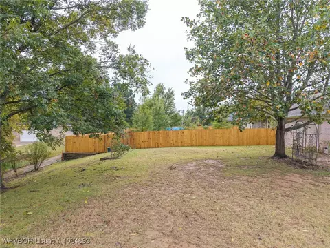 Exterior - 6520 Southfield Dr, Fort Smith, AR 72916 photo 10 of 11