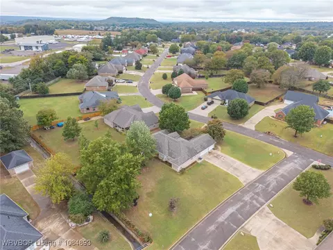 View/Area - 6520 Southfield Dr, Fort Smith, AR 72916 photo 4 of 6