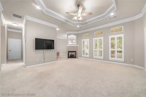 Living - 6520 Southfield Dr, Fort Smith, AR 72916 photo 3 of 7