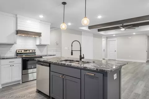 Kitchen - 1005 N 16th St, Fort Smith, AR 72901 photo 3 of 3