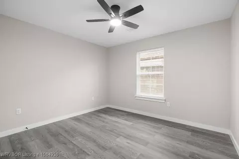 Bedroom - 1005 N 16th St, Fort Smith, AR 72901 photo 5 of 6