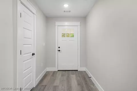 Entry Way - 1005 N 16th St, Fort Smith, AR 72901 photo 1 of 1