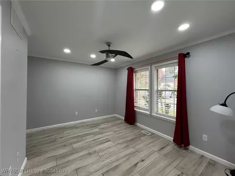 Living - 8813 Canterbury, Fort Smith, AR 72903 photo 5 of 5