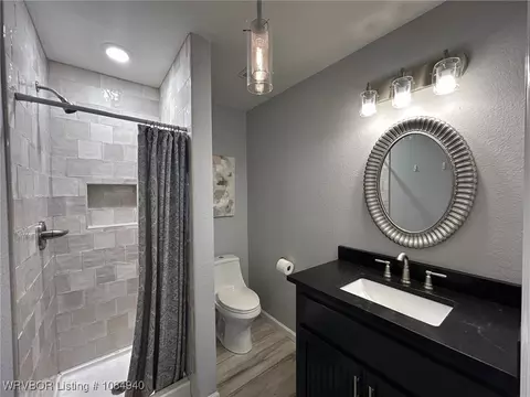 Bath - 8813 Canterbury, Fort Smith, AR 72903 photo 1 of 7