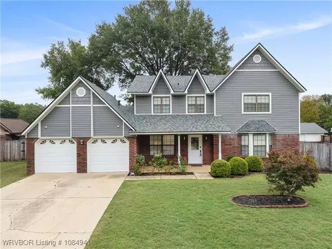 904 Fairview Ln, Greenwood, AR 72936