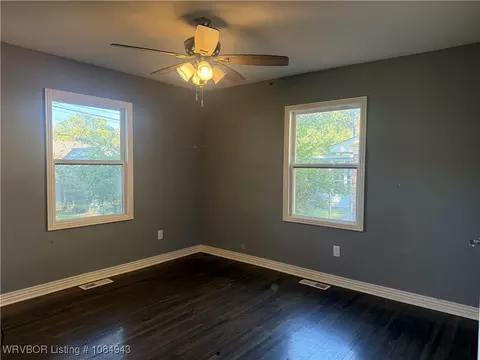 Bedroom - 2920 S 33rd St, Fort Smith, AR 72901 photo 2 of 2