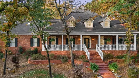 2917 Cliff Dr, Fort Smith, AR 72901