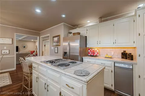 9000 Canterbury Cv, Fort Smith, AR 72903 photo 18
