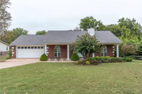 504 Fir Dr, Van Buren, AR 72956