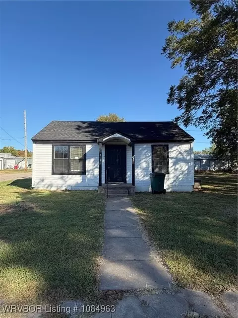 401 E Choctaw Ave, Sallisaw, OK 74955
