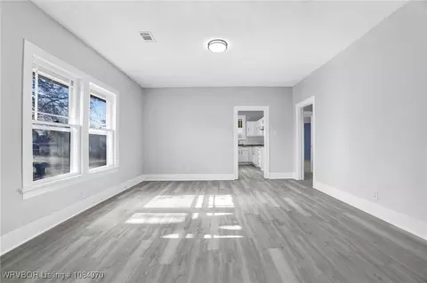 Living - 622 S 18th St, Fort Smith, AR 72901 photo 3 of 6