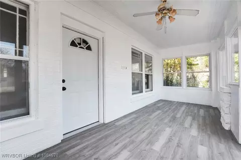 Exterior - 622 S 18th St, Fort Smith, AR 72901 photo 2 of 4