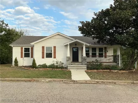 205 W 4th St, Heavener, OK 74937