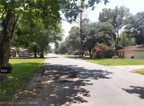 309 S 5th St, Other, AR 71654