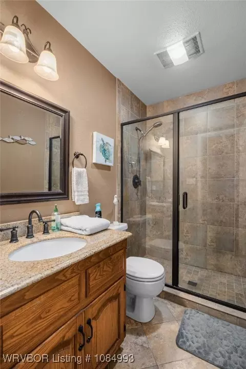 Bath - 1508 Princeton Dr, Fort Smith, AR 72908 photo 1 of 2