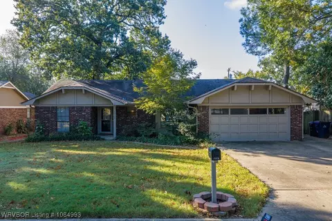 1508 Princeton Dr, Fort Smith, AR 72908