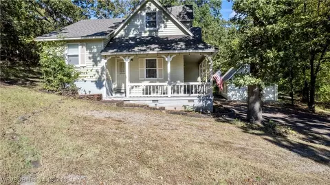 203 Pendergrass St, Muldrow, OK 74948