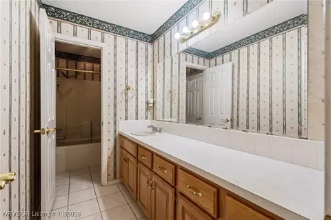 Bath - 6416 Galven Way, Fort Smith, AR 72916 photo 3 of 3