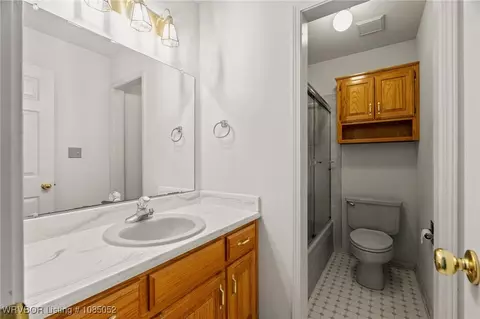 Bath - 5616 Hardscrabble Way, Fort Smith, AR 72903 photo 1 of 4