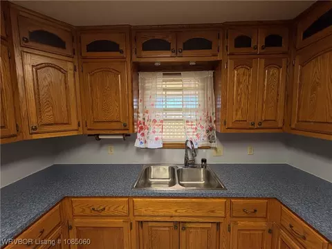 Kitchen - 402 Durham, Pocola, OK 74902 photo 6 of 8