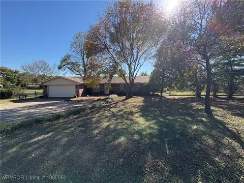Exterior - 402 Durham, Pocola, OK 74902 photo 7 of 15