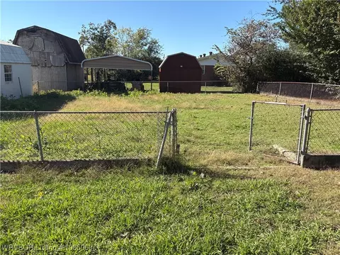Exterior - 402 Durham, Pocola, OK 74902 photo 11 of 15