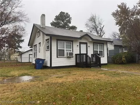 Exterior - 1013 N 33rd St, Fort Smith, AR 72904 photo 2 of 5