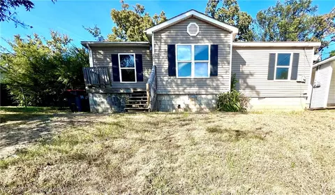 1705 Alma Blvd, Van Buren, AR 72956