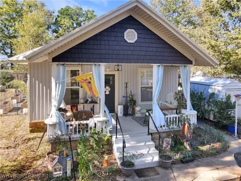 15 S Cherry St, Hartford, AR 72938