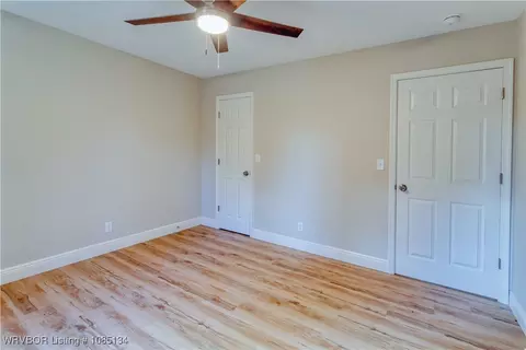 Bedroom - 910 S Adams St, Lavaca, AR 72941 photo 2 of 6