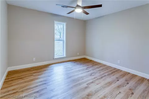 Bedroom - 910 S Adams St, Lavaca, AR 72941 photo 1 of 6