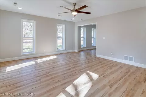 Living - 910 S Adams St, Lavaca, AR 72941 photo 9 of 12