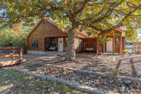 2435 Tom Dougan Dr, Van Buren, AR 72956