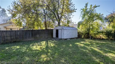 Exterior - 2608 N Virginia Ave, Fort Smith, AR 72904 photo 5 of 6
