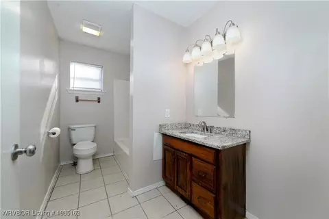 Bath - 2608 N Virginia Ave, Fort Smith, AR 72904 photo 2 of 2