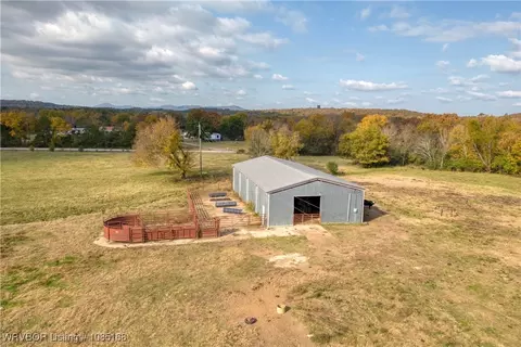 16538 Tut Hill Rd, Mansfield, AR 72944