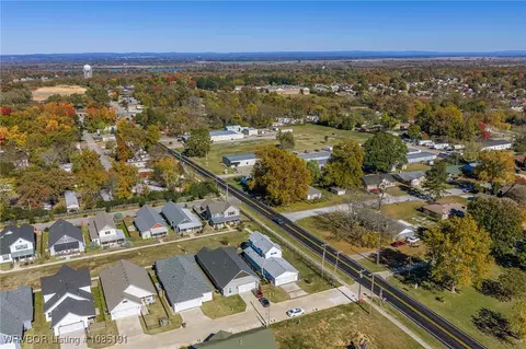 View/Area - 1704 Ebbing Loop, Barling, AR 72923 photo 1 of 3