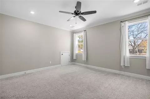 Bedroom - 1704 Ebbing Loop, Barling, AR 72923 photo 3 of 8