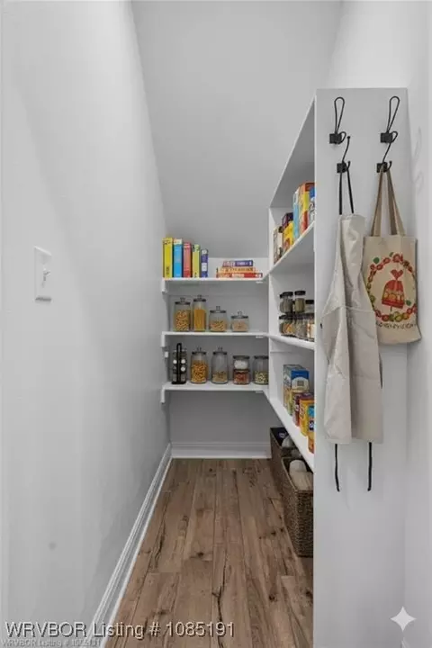 Entry Way - 1704 Ebbing Loop, Barling, AR 72923 photo 1 of 3