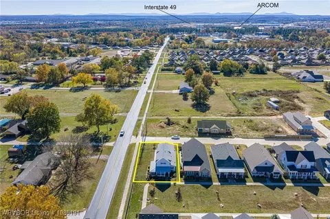 View/Area - 1704 Ebbing Loop, Barling, AR 72923 photo 2 of 3