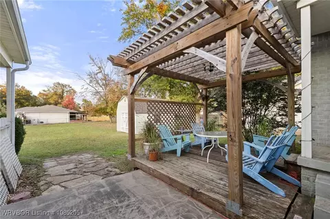 Exterior - 4001 S P St, Fort Smith, AR 72903 photo 5 of 9