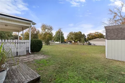 Exterior - 4001 S P St, Fort Smith, AR 72903 photo 6 of 9