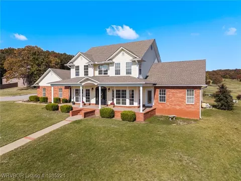 Exterior - 3210 Osprey Cir, Alma, AR 72921 photo 3 of 12