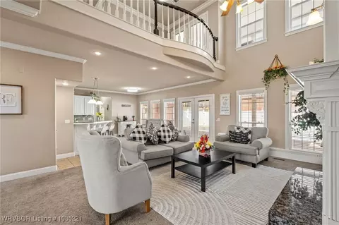 Living - 3210 Osprey Cir, Alma, AR 72921 photo 3 of 3