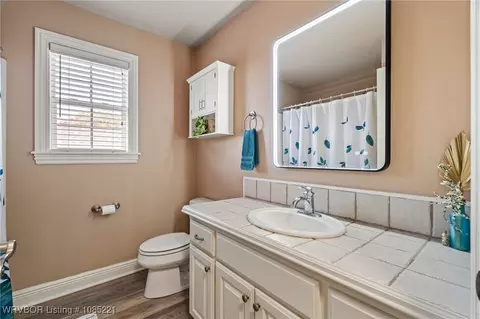 Bath - 3210 Osprey Cir, Alma, AR 72921 photo 4 of 4